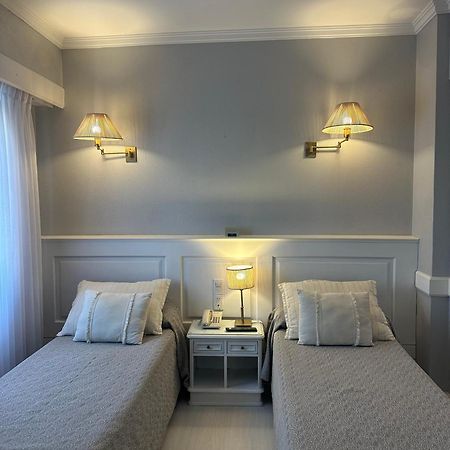 Hotel Valles Mar del Plata Bagian luar foto