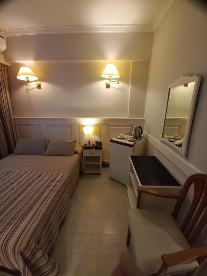 Hotel Valles Mar del Plata Bagian luar foto