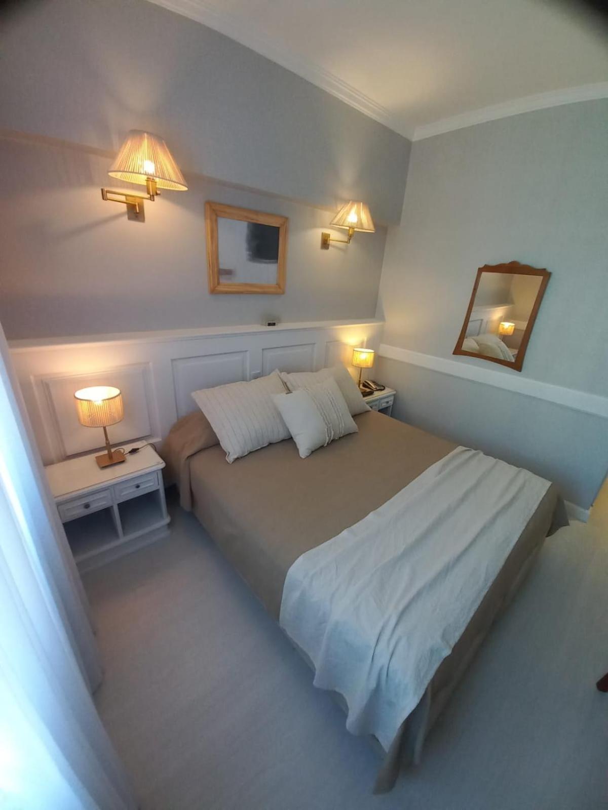 Hotel Valles Mar del Plata Bagian luar foto