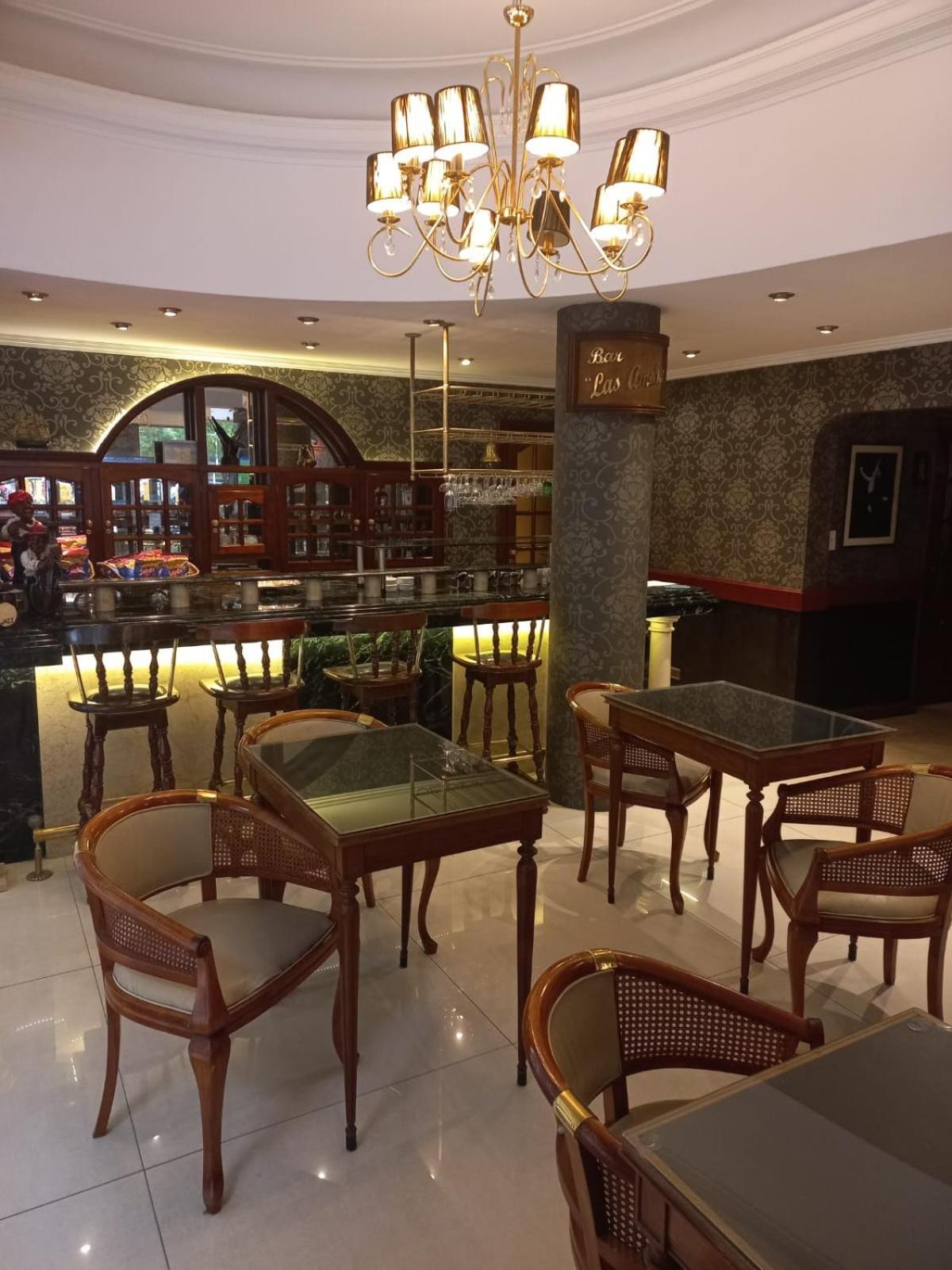 Hotel Valles Mar del Plata Bagian luar foto